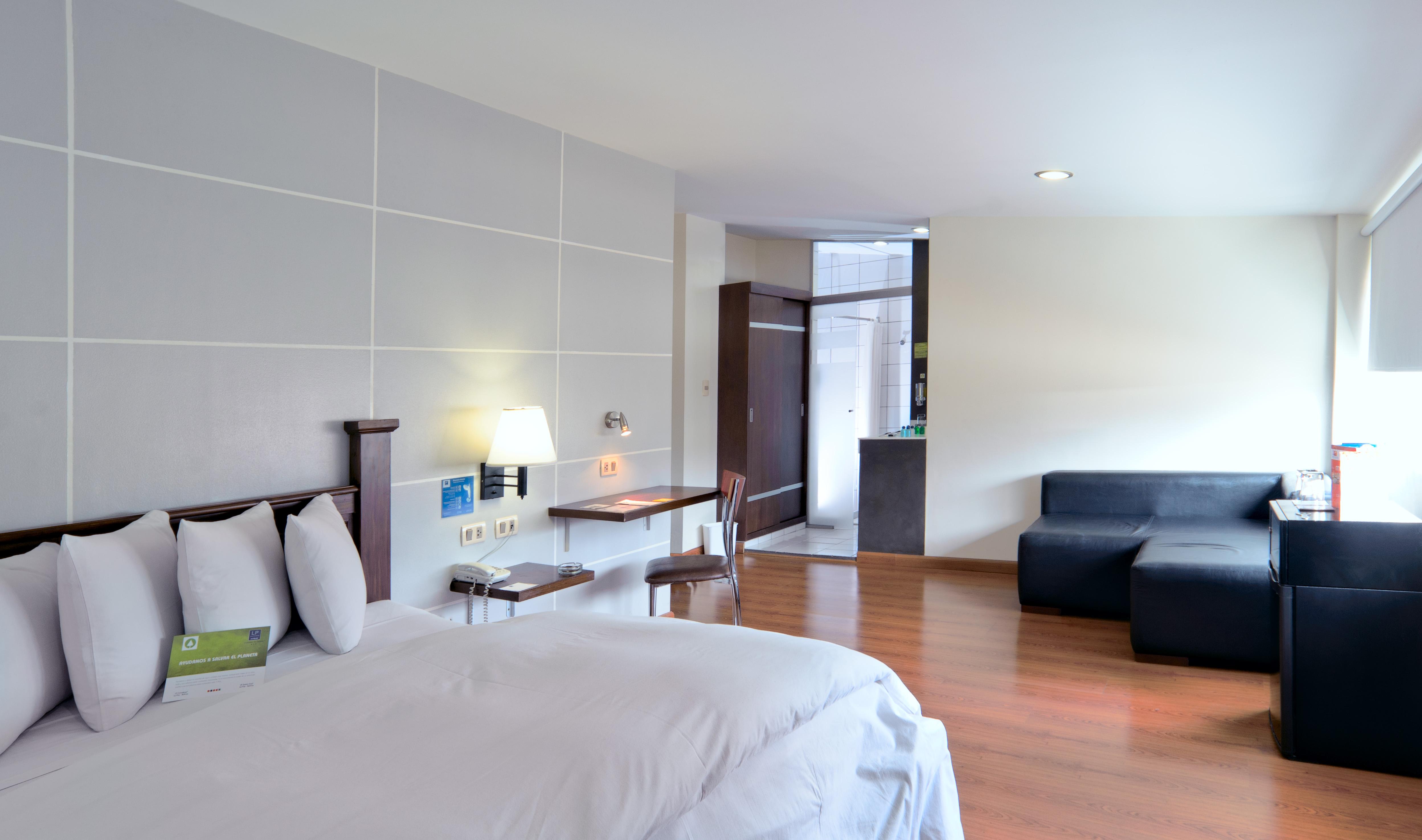 Hotel Lp Columbus La Paz Buitenkant foto