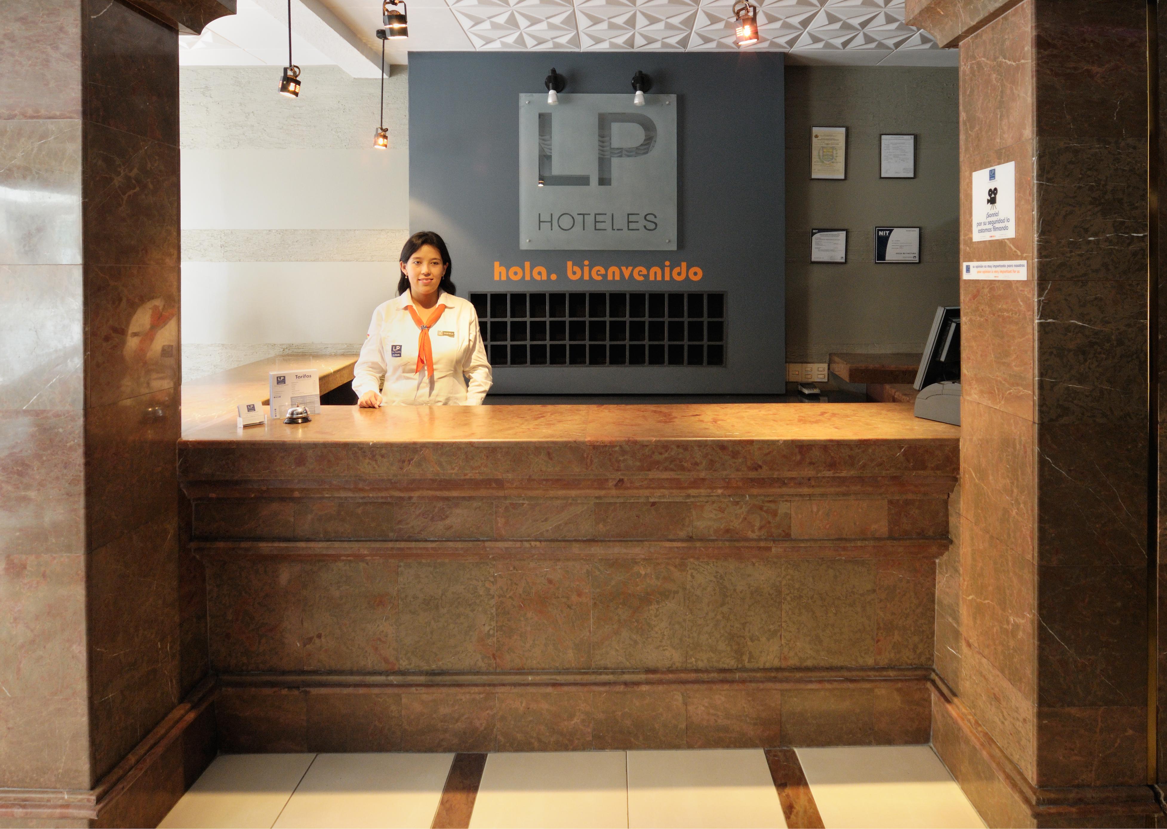 Hotel Lp Columbus La Paz Buitenkant foto