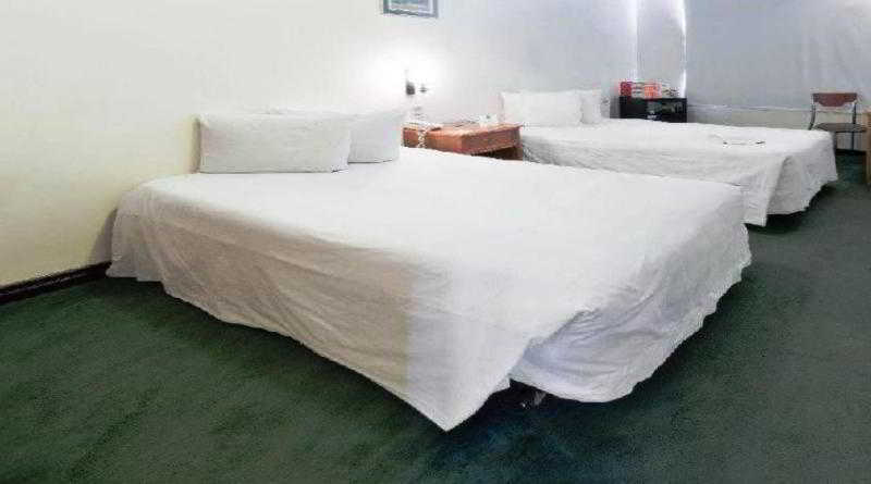 Hotel Lp Columbus La Paz Buitenkant foto